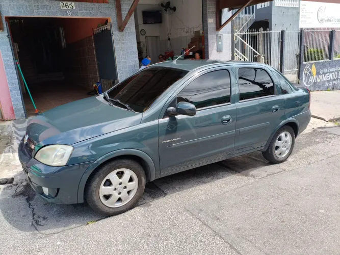 Chevrolet Corsa Sed. Premium 1.4 8V Econoflex 4P 2009