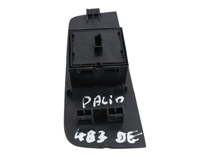 Botão Vidro Elétrico Dianteiro E Fiat Palio Bbb 2008 A 2014