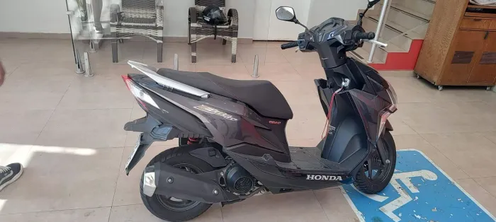 Honda Elite 125 ano 2022 em ótimo estado, pouquíssimo uso
