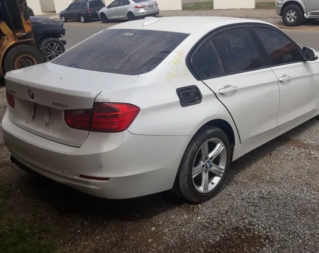 Peças BMW 320 2015 Porta Farol Capo Lanterna Parachoque Airbag Motor Câmbio Radiador Bico