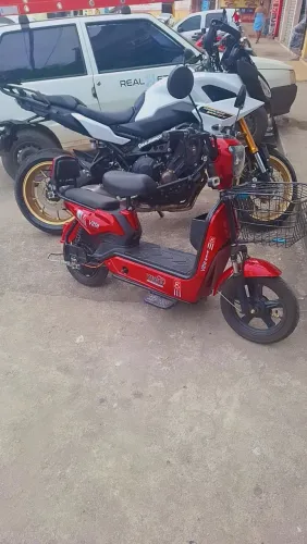 Moto Elétrica Marca YIWU Vitte 8