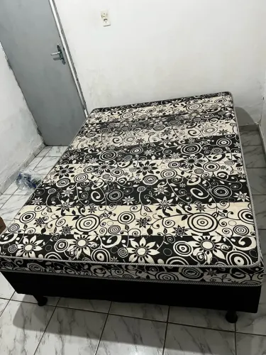 Vendo cama de casal