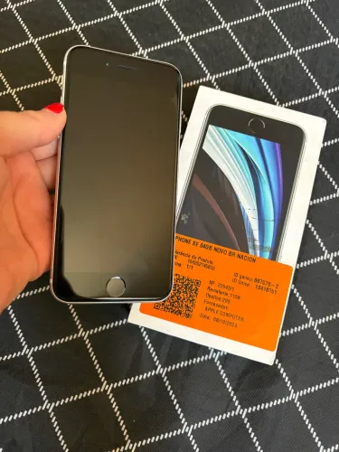iPhone SE 64 gb