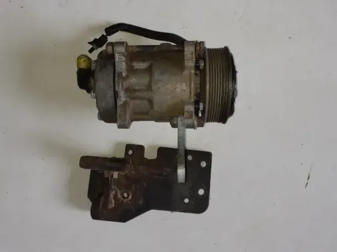 COMPRESSOR AR CONDICIONADO DUCATO ADAPTADO COM SUPORTE