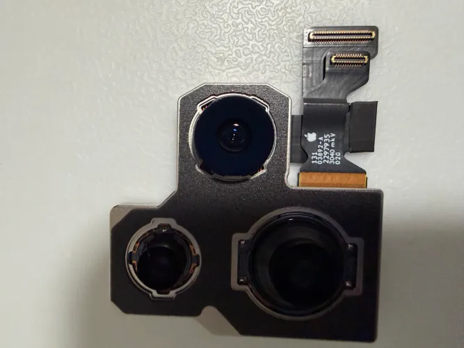 Camera IPhone 14 Pro Original Retirada 