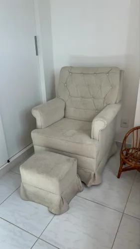 Poltrona de amamentação