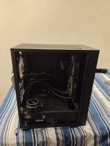 GABINETE PC GAMER + WATER COOLER + FONTE