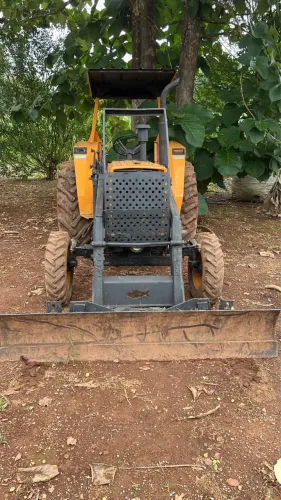 Trator Valmet Série Prata