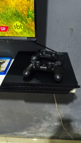 Ps4 pro 1 Tera
