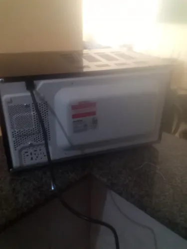 Vendo microondas mondial novo só tirado da caixa e saco.