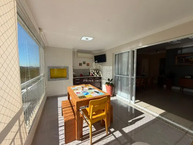 Apartamento com 158m², 3 suítes e 3 vagas para locação no condomínio Ghaia Tambo
