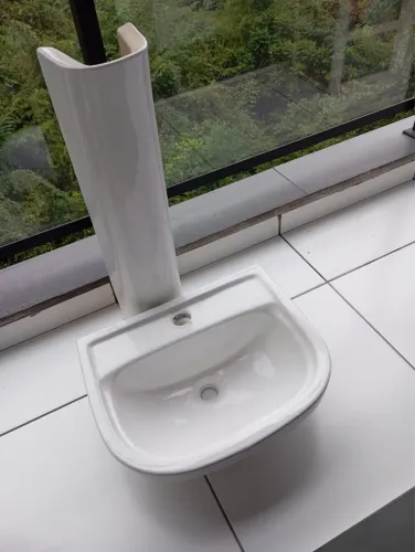Lavatório com Coluna de Chão Eco Branco