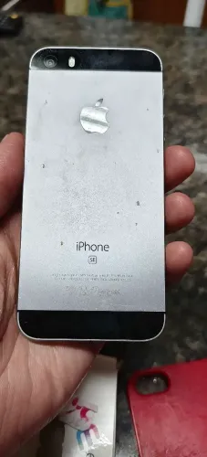 iPhone SE (retirada de peças)