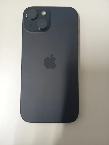 iPhone 15 128 g