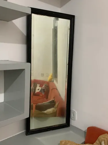 Vendo espelho antigo do século XX