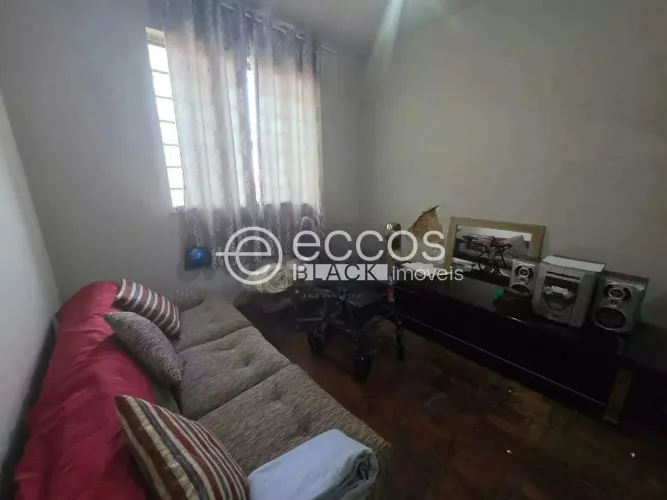 Casa à venda, 3 quartos, 1 suíte, 1 vaga, Serra - Belo Horizonte/MG
