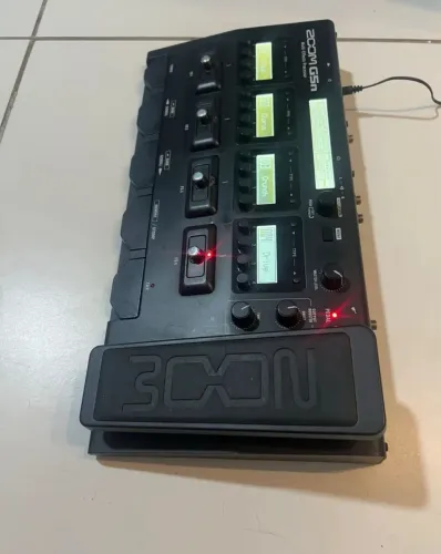 Pedaleira Zoom G5N
