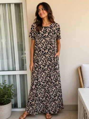 Vendo vestido confort estampa onça 