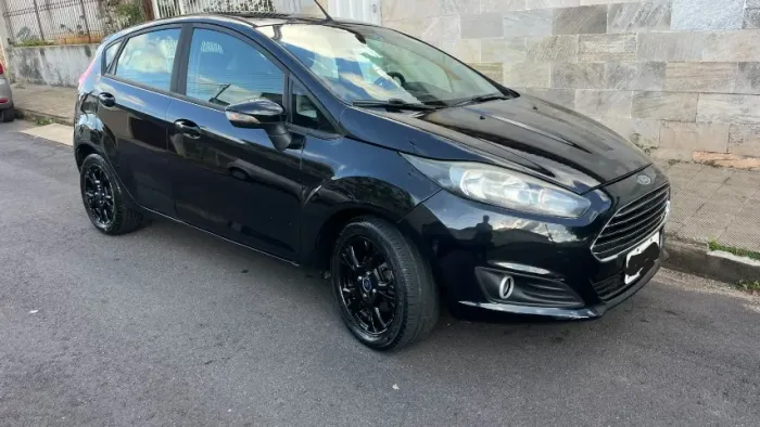 Ford Fiesta SE 1.6 16V Flex 5P 2014