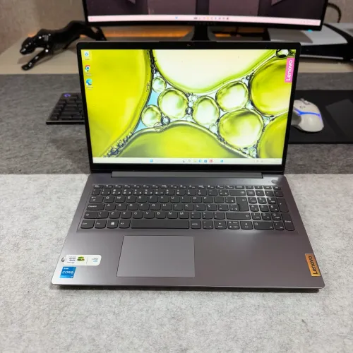 Notebook Lenovo IdeaPad - Core i3 11ªGen 8GB RAM SSD 120GB Windows 11 (Garantia)