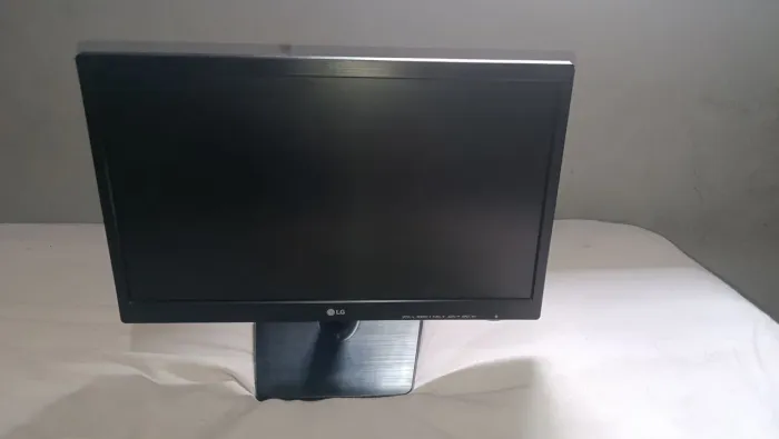 Monitor LG 19