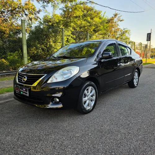 Nissan Versa SL 1.6 16V Flex Fuel 4P Mec. 2013