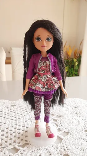 Bratz/ Moxie Girlz - Lexa Original MGA