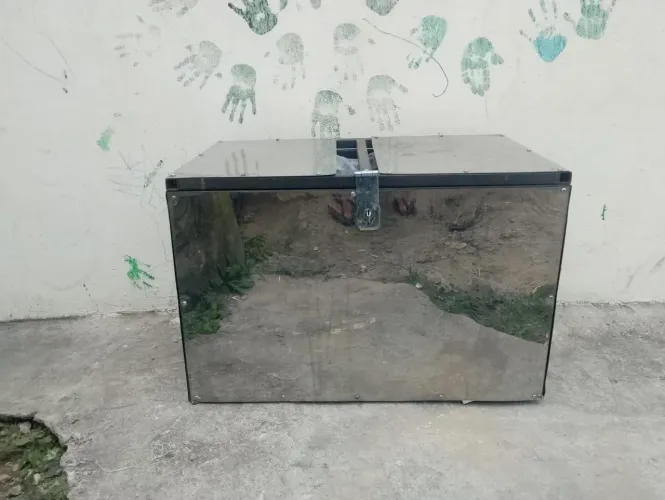 Baú de Folha de Zinco Galvanizado 65x43 cm