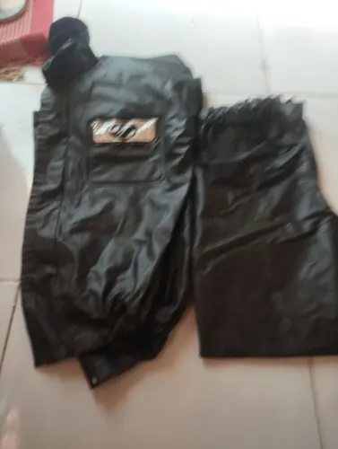 Vendo uma chapa de chuva em bom estádo