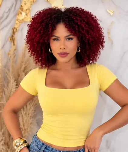 Vendo Blusa Branca Básica na Etiqueta !