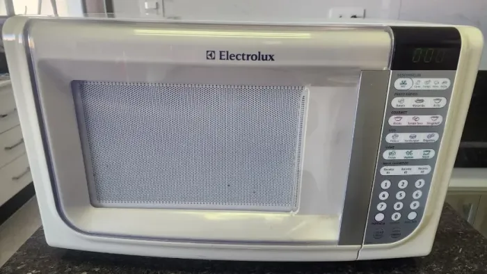 Micro-Ondas Electrolux 30 litros