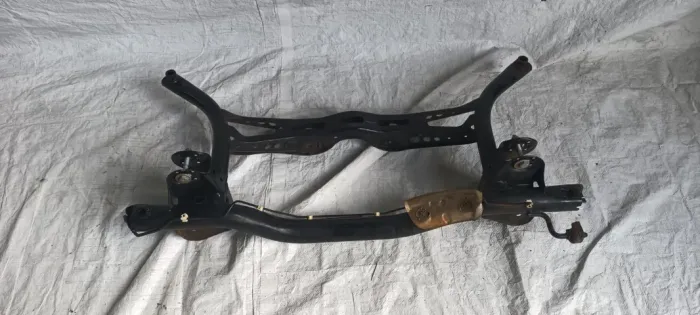 Agregado Suspensão Traseiro Vw Jetta 2.0 2014/2019