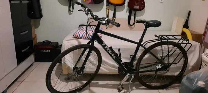 Bicicleta Americana Trek - aro 29