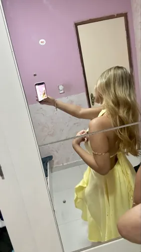 vestido amarelo manteiga 