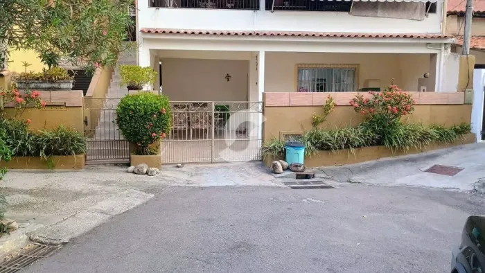 Casa 4 dormitórios com piscina á venda em Santa Rosa