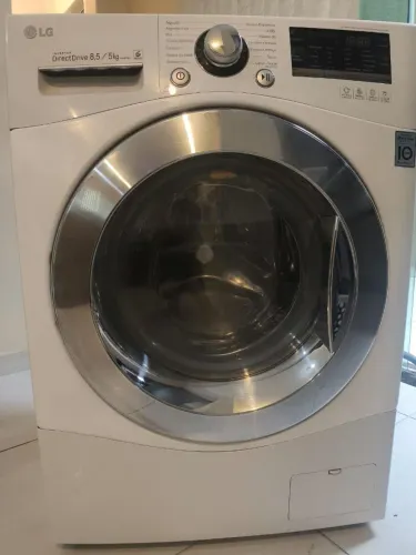 Vendo Lava e Seca LG 8,5kg (Lavagem) / 5kg (Secagem) - Modelo WD1485AT (127V)
