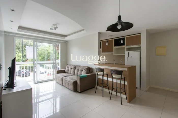 Apartamento, semi-mobiliado - Bairro Cristal