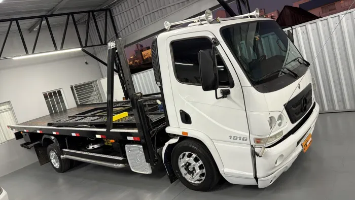 Guincho impecável para 3 carros 