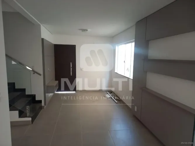 Casa Condominio - JARDIM INCONFIDENCIA