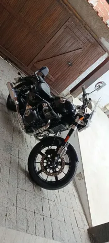 Vendo uma linda Royal Enfield Super Meteor 650 com garantia de fábrica 