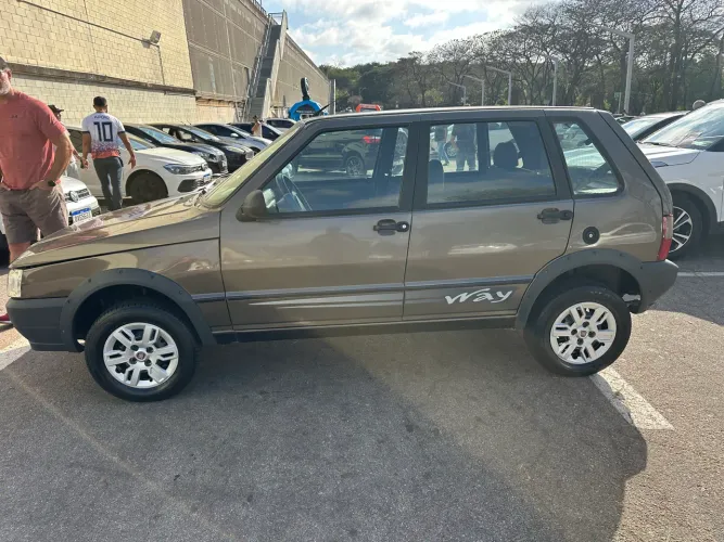 Fiat Uno Mille WAY Economy 1.0 F.flex 4P 2012