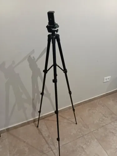 Tripé para Câmera e Celular - (Preto)