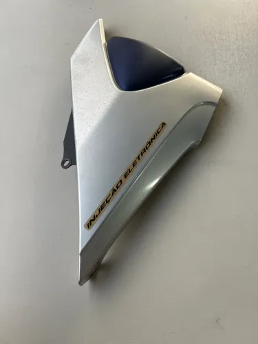 Tampa Lateral Lado Direito Carenagem Yamaha Fazer 250 Cinza Original 