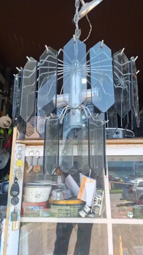 Pacote de Lustres plafons calhas grandes com lampada funcionando 149,00 tudo loja no Hauer