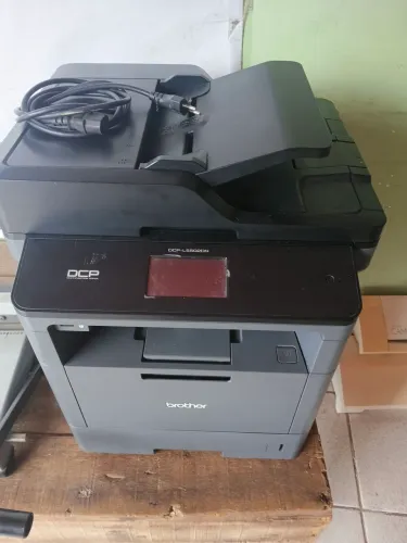 Impressora Brother DCP-L5502DN