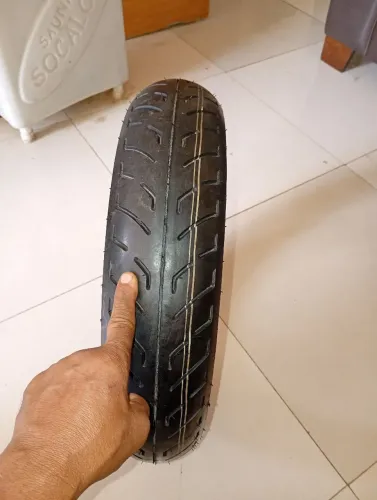 Pneu moto