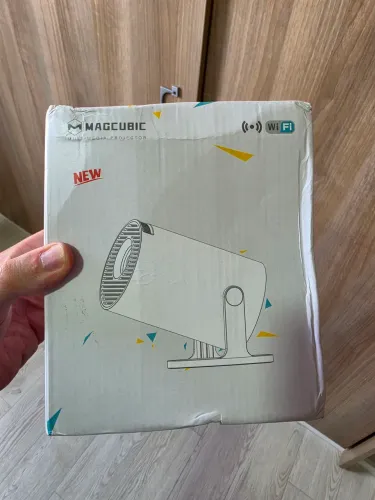 Projetor HY300 Pro - Novo, lacrado.