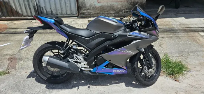 Yamaha YZF R15 ABS - 2025/2025 - Apenas 3.710 km - Revisada