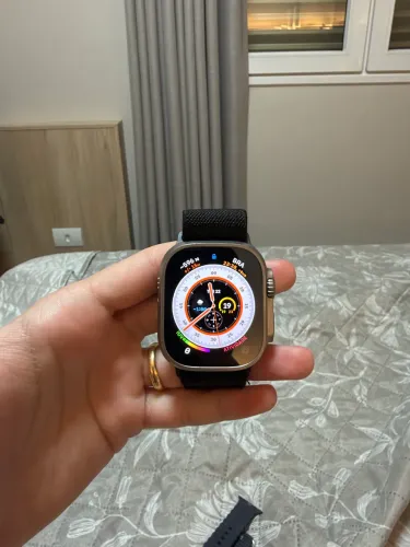 Apple Watch Ultra (1ª Geração) 49mm - Titânio