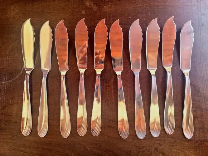 Antigas facas de peixe